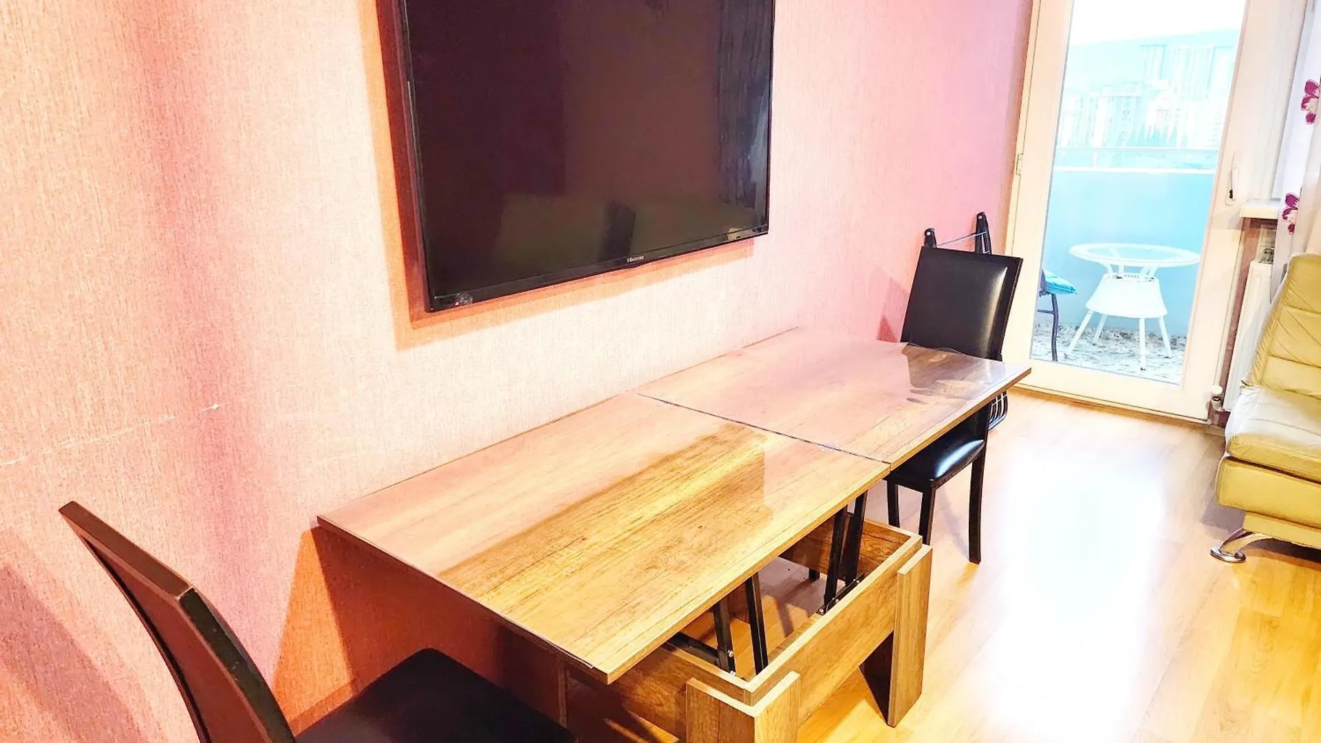 Green Tower Best View Apartment تبليسي